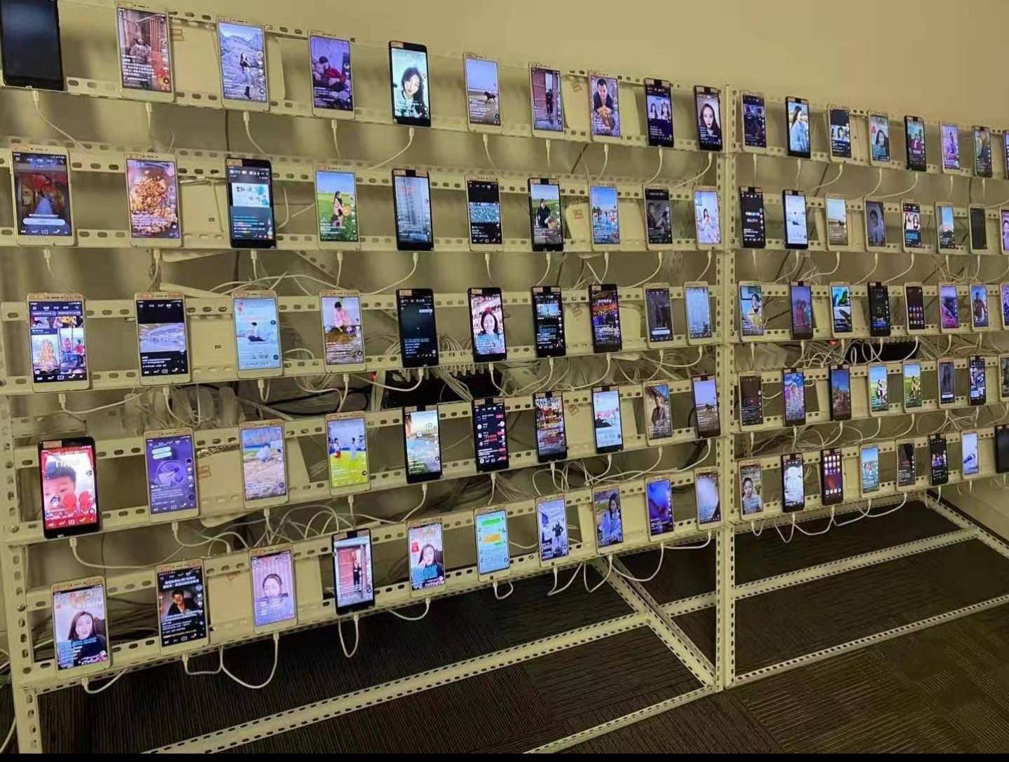 『高端精品』外面收費(fèi)1288多寶抖AI智能抖音搶紅包福袋腳本，防風(fēng)控單機(jī)一天10+『智能腳本+使用教程』